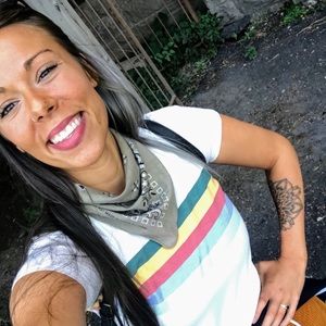 Meet your Posher, Alyssa